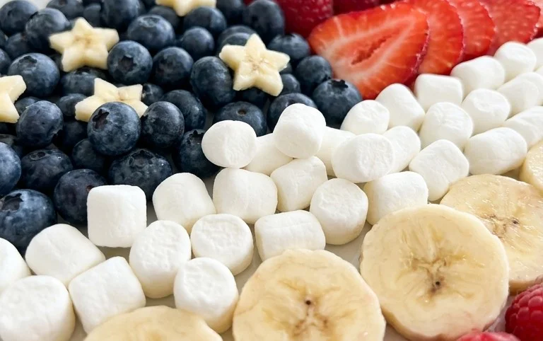 4th of July Fruit Platter Idea | How to Make an American Flag